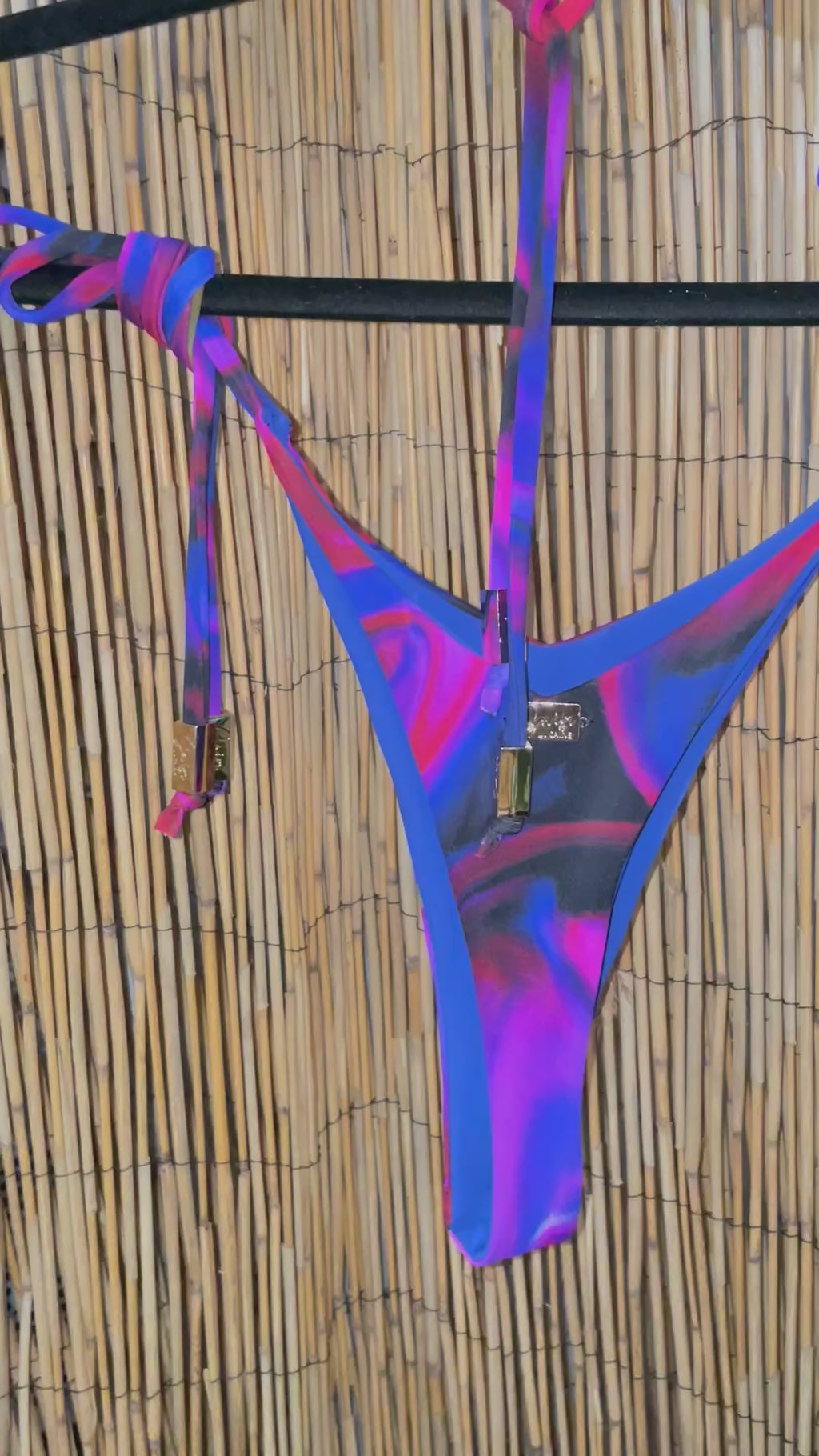 Victoria Bottom